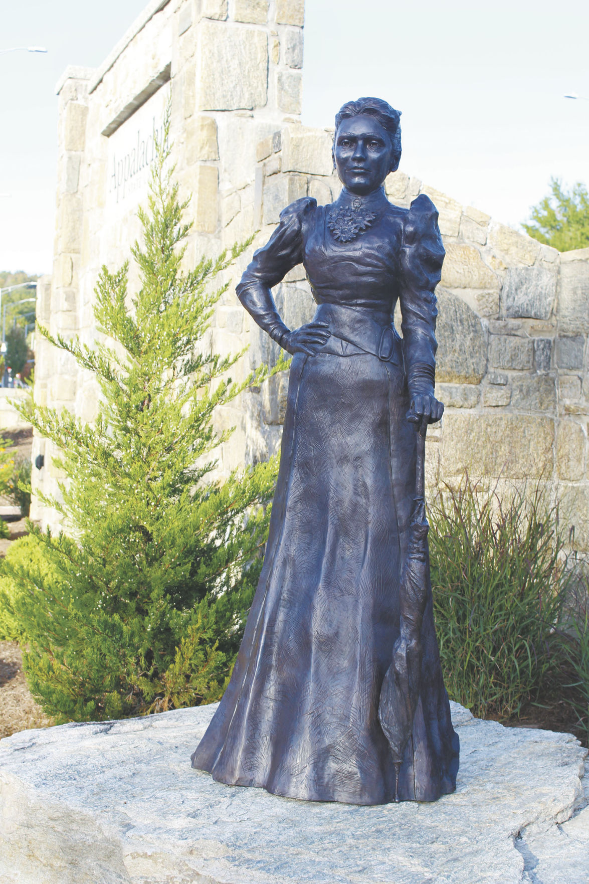 Statue